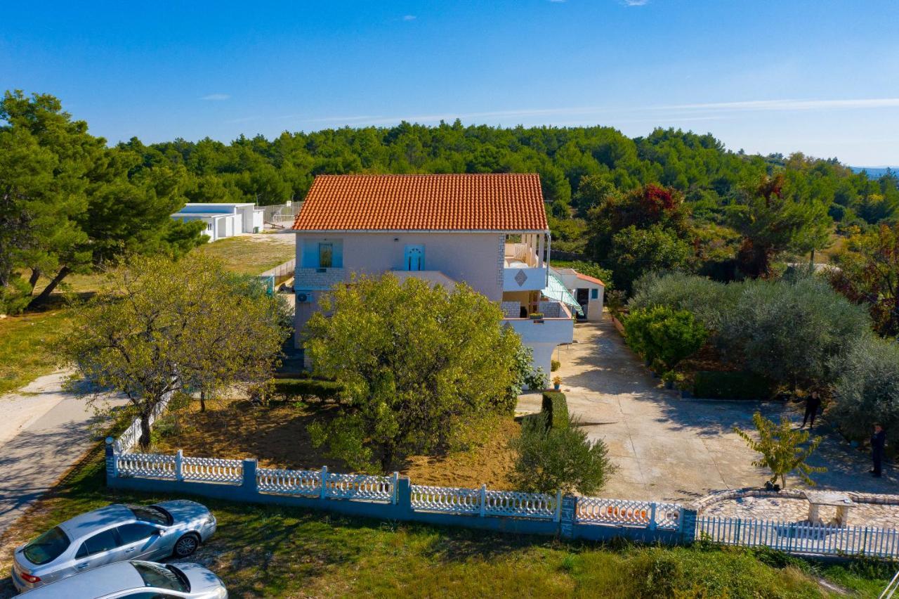 Apartments Luca Razanac Exterior photo