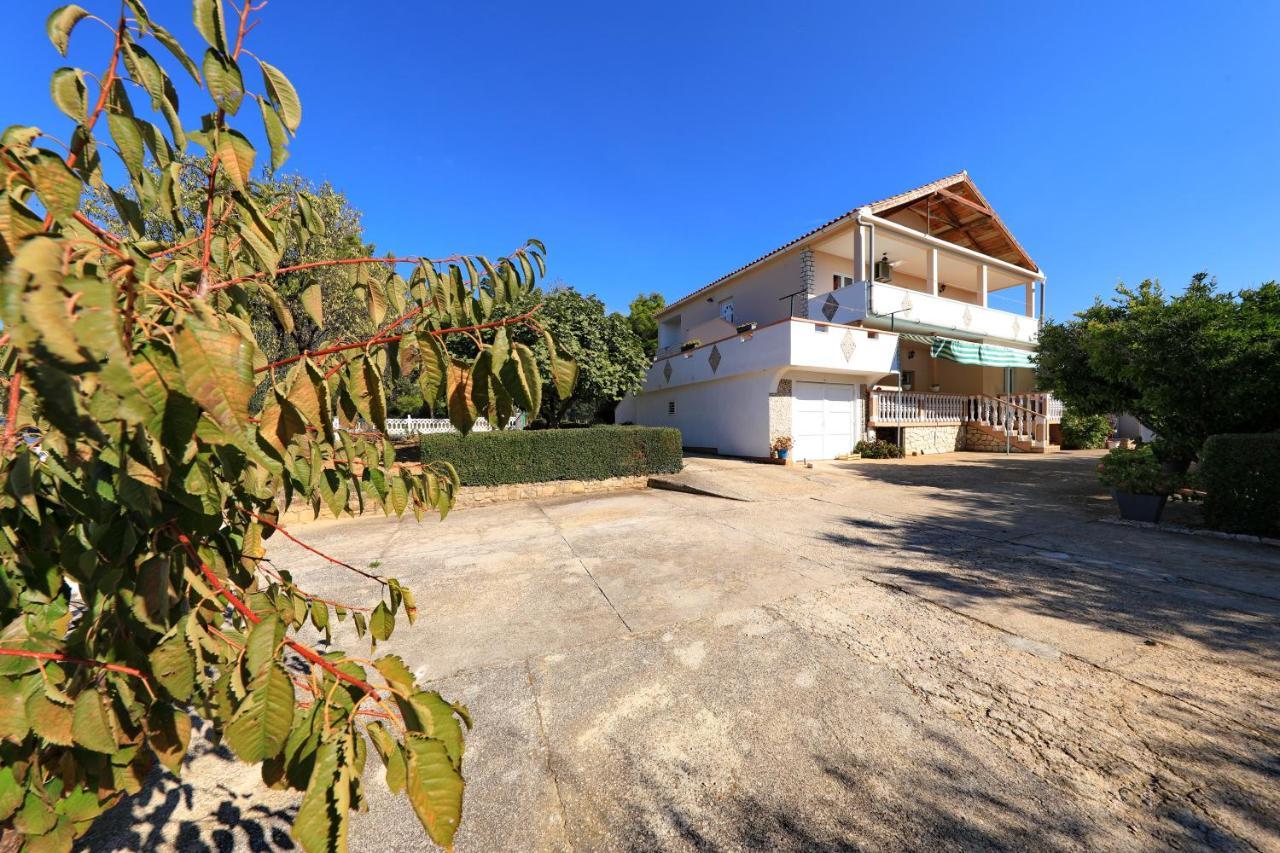Apartments Luca Razanac Exterior photo